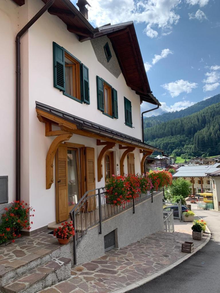 Appartamento Casa Stefani Commezzadura Esterno foto